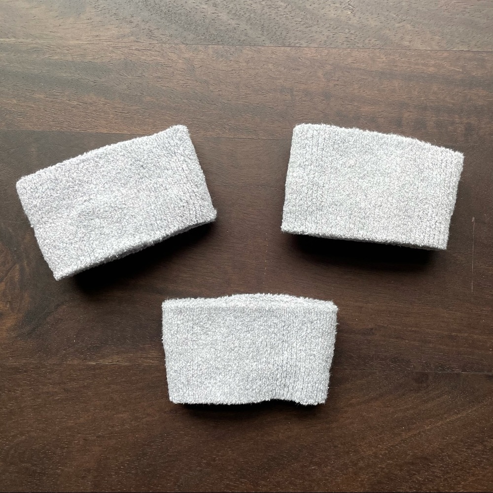 3 Nike Grey Tennis Wristbands - Picture 2 of 8